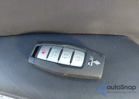 2024 Mitsubishi Outlander Se 2.5 2Wd from USA, damaged, VIN JA4J3VA80RZ019518